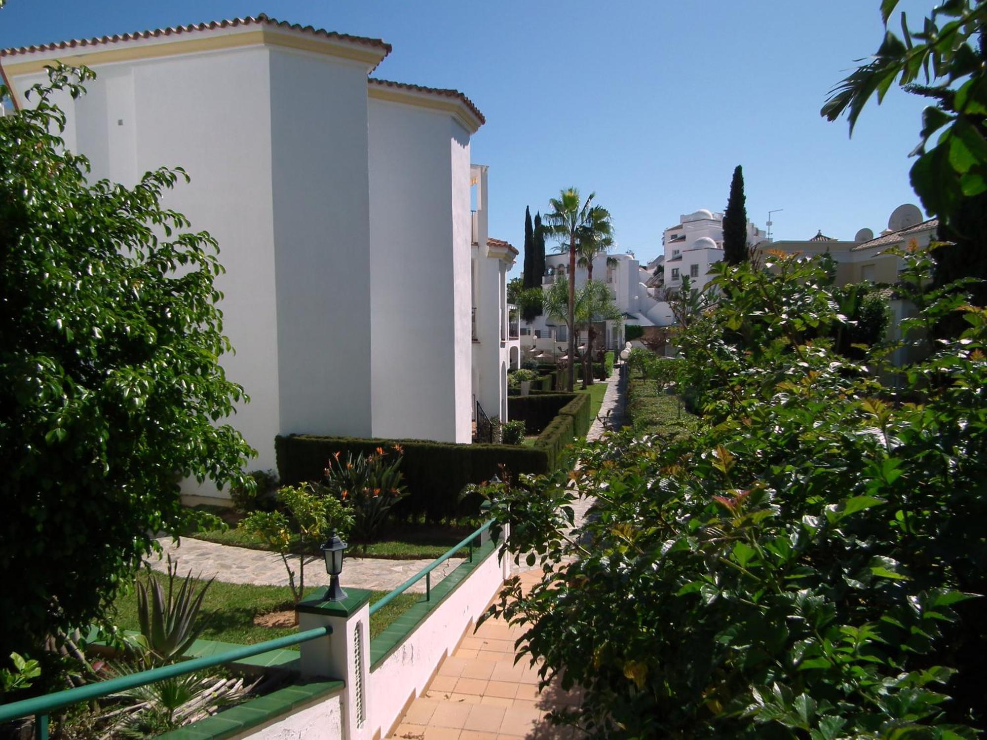 Apartamento Nerja Playa Burriana Ngoại thất bức ảnh